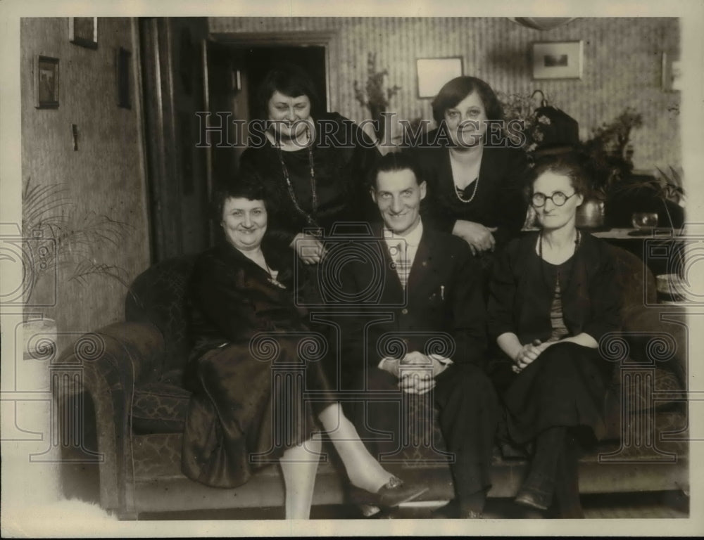 1926 Press Photo Reunion Portrait Ulery Conway Book Smith Rineer Family Members