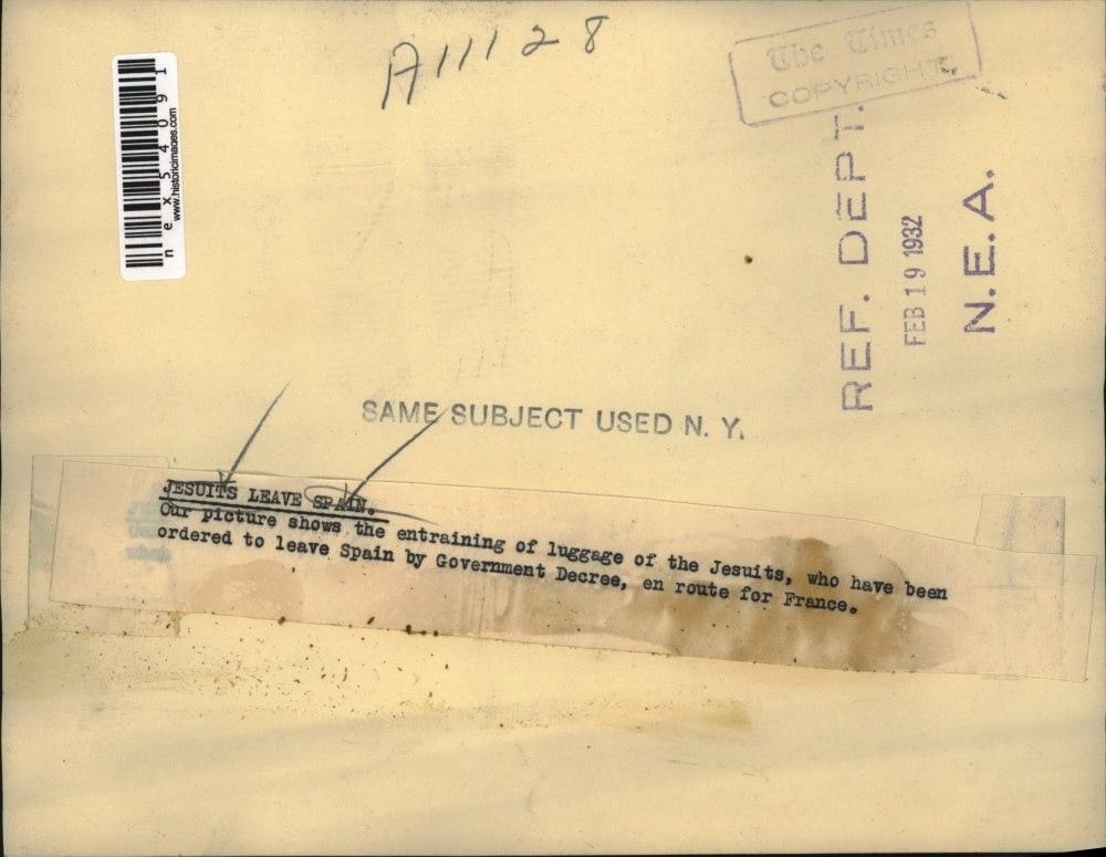 1932 Press Photo Jesuits With Luggage After Spanish Decree They Must Leave