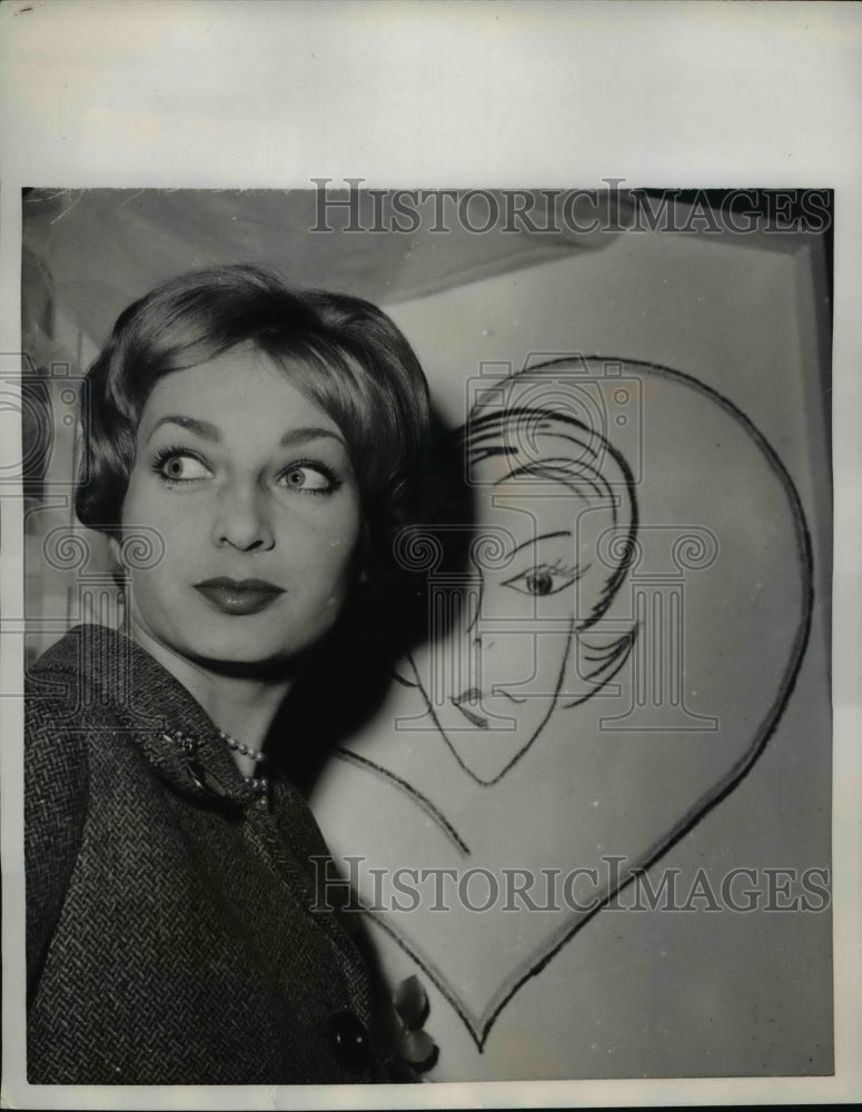 Load image into Gallery viewer, 1959 Press Photo Berlin Germany Divided heart coiffure by Hans &amp; Ina Sailer
