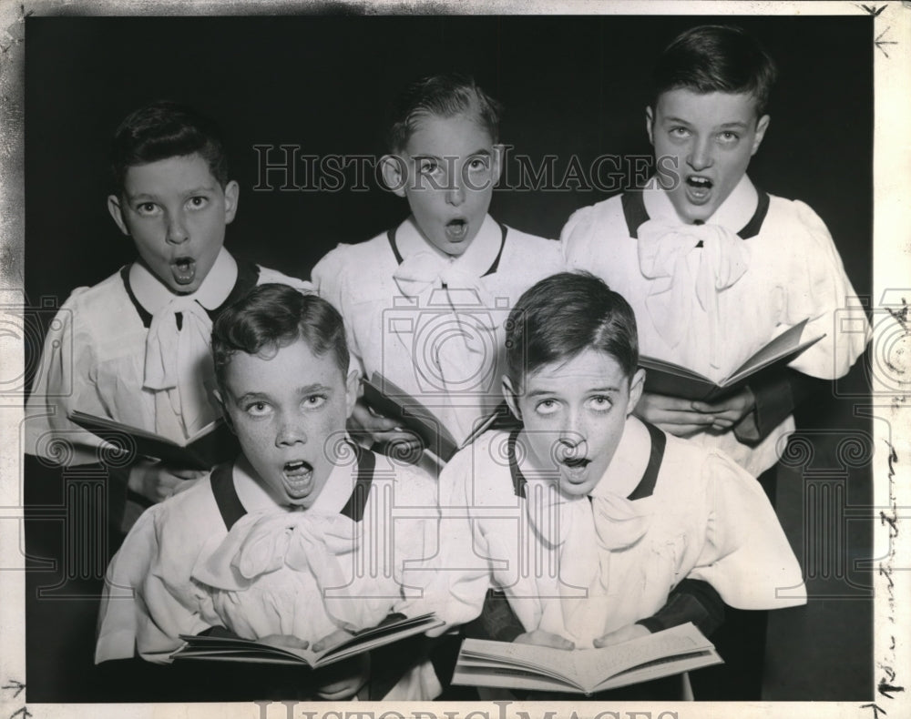 1943 Press Photo Chicago Paulits Choir, J Reidy, J Clancy,L Range,T Touhy