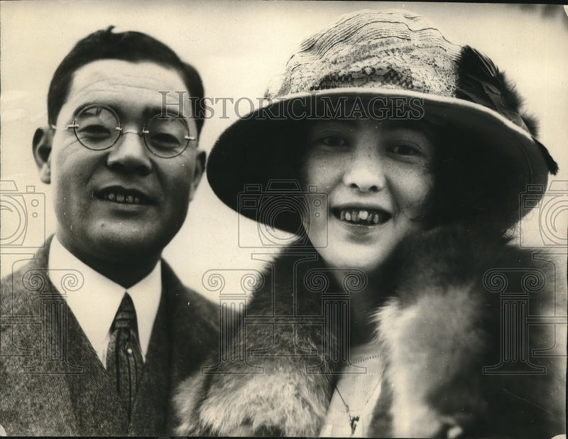 Load image into Gallery viewer, 1924 Press Photo Mr. &amp; Mrs. Y. Miura, Japanese Embassy
