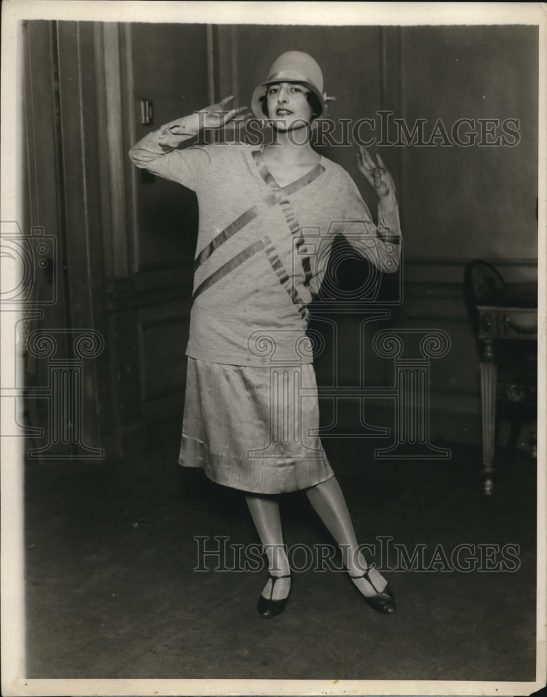 1928 Press Photo Maria Luisa Falbo at Charity Carnival Rehearsal in New York