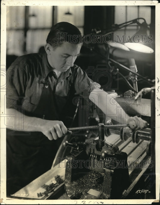 1941 Press Photo Illinois Institute of Technology for Cooperative Study, John