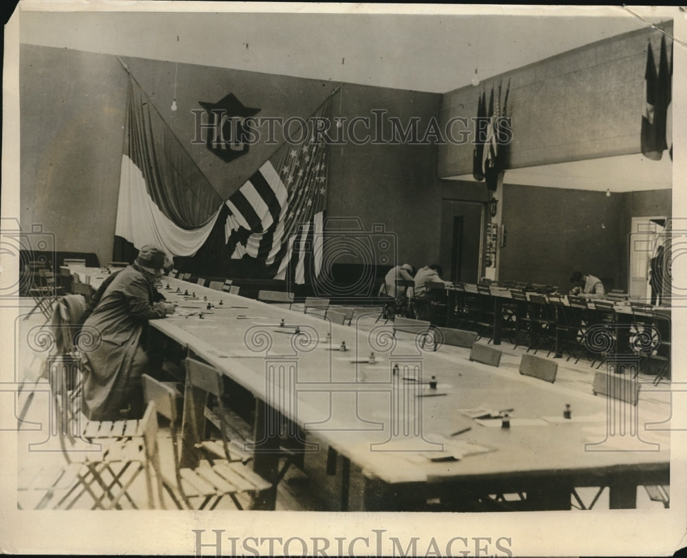 1927 Press Photo Paris France Knights of Columbus at American LEgion HQ