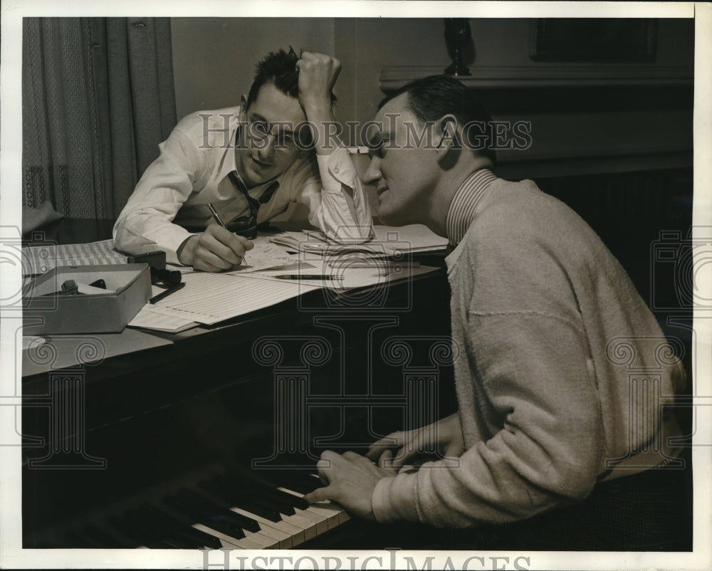1938 Press Photo Reichner (left) & Boland hammer a song out - nex55428