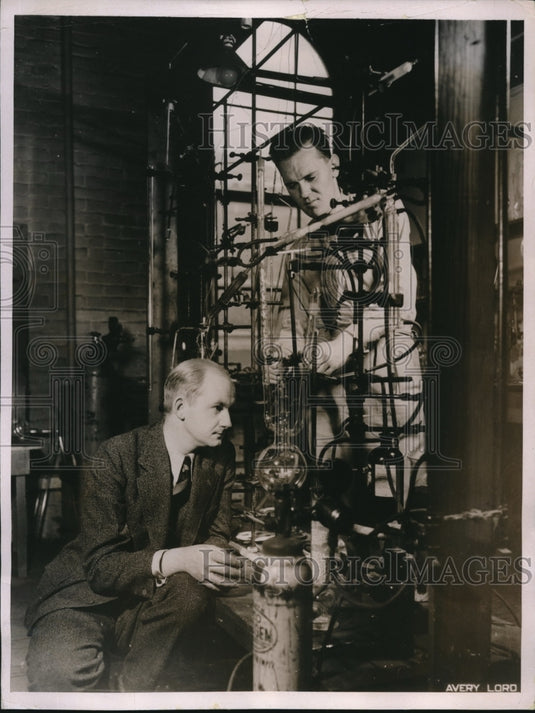 1936 Press Photo Christophe Schmelzer & Edward Taylor, students of Prof. Kraus