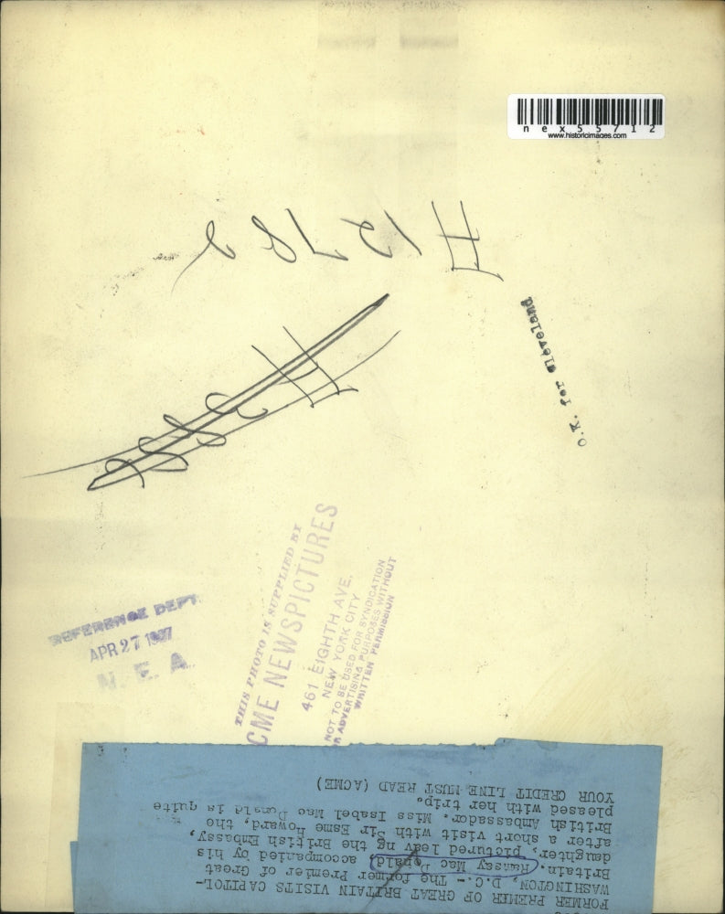 1927 Press Photo Ramsay MacDonald with daughter Isabel left British Embassy