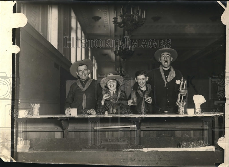 Load image into Gallery viewer, 1923 Press Photo Texas Delegation of American Legion
