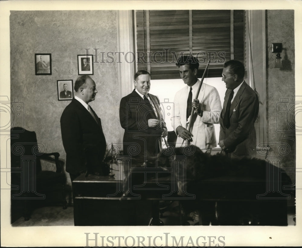 1936 Press Photo Fla Gov Dave Scholtz, - nex56272