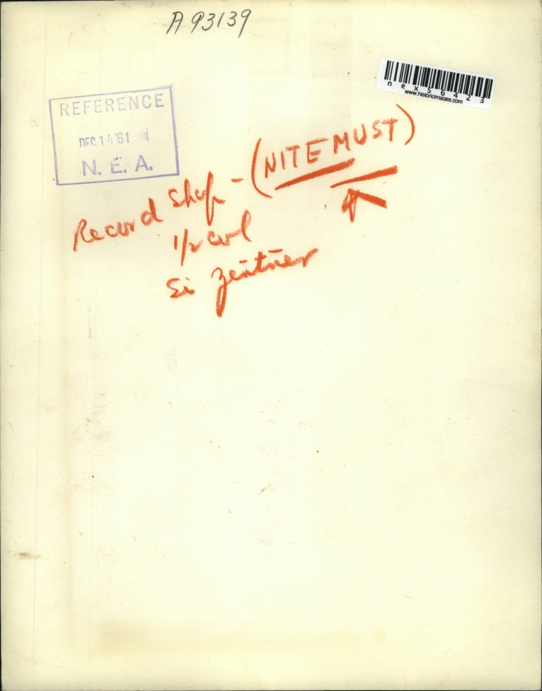 1961 Press Photo S record shop singeri Zentner