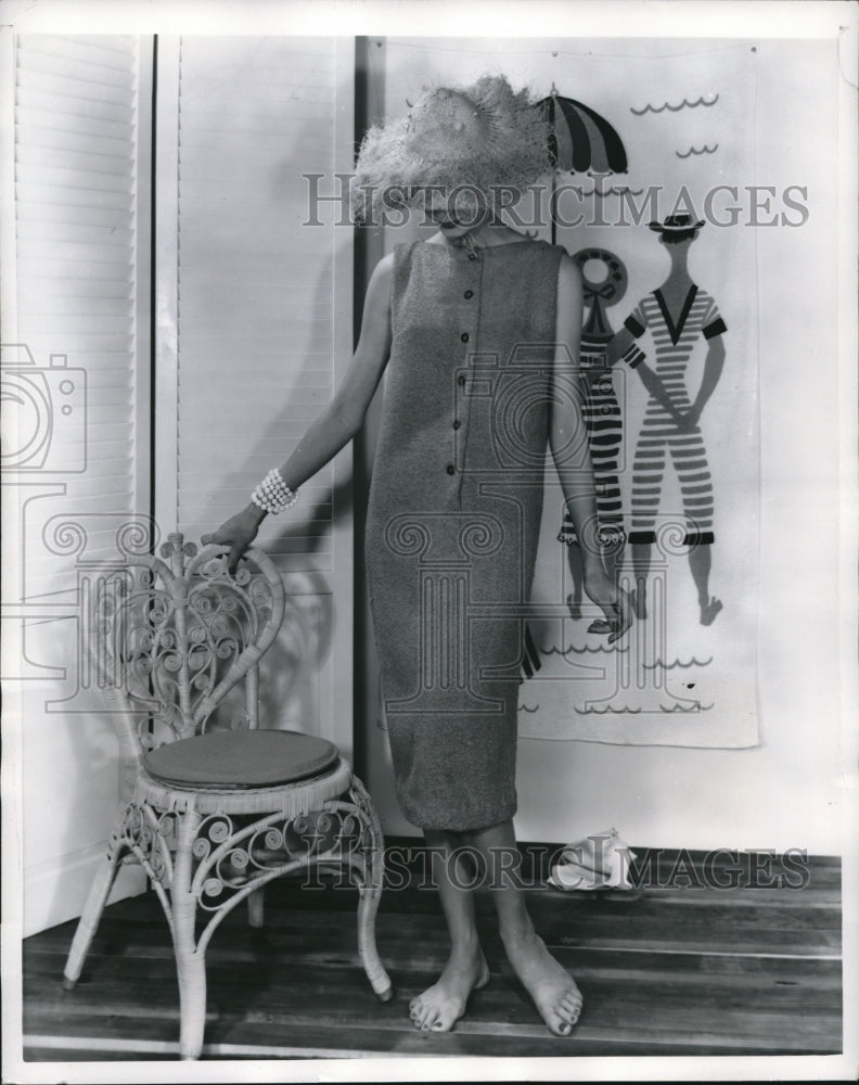 Load image into Gallery viewer, 1958 Press Photo Model Wears John Weitz Cone Sporterry Cotton Dune Dress

