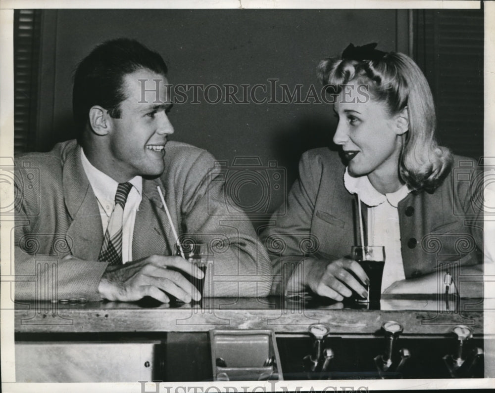 1941 Press Photo Claremont Calif Charles Scripps, Louann Copeland to wed