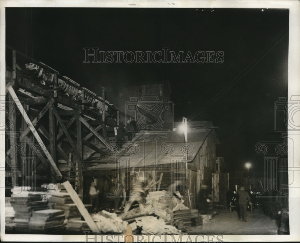 1931 Press Photo Chicago tunnel fire killed 11 men at construction site