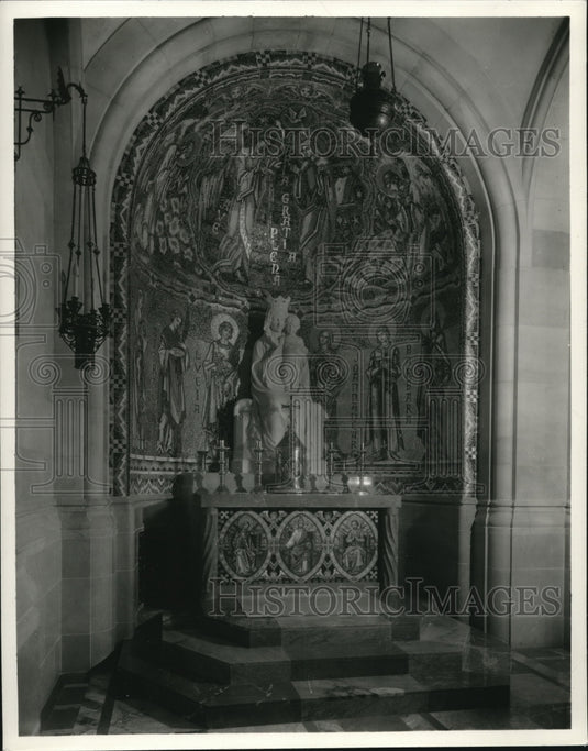 1941 Press Photo Blessed Virgin Altar at Our Lady Queen of Holy Rosary Cathedral