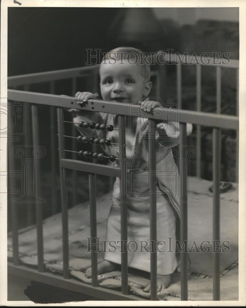 1937 Press Photo Noakue converted into a short wrapper