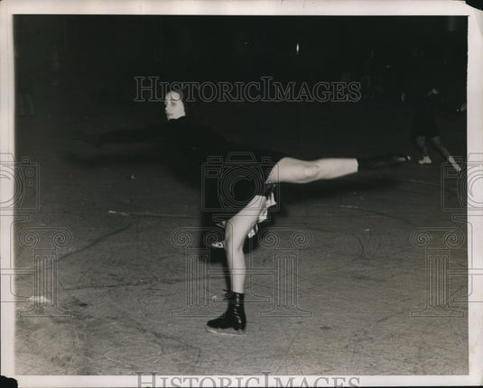 1938 Press Photo Helena Norton in fancy skating- Historic Images