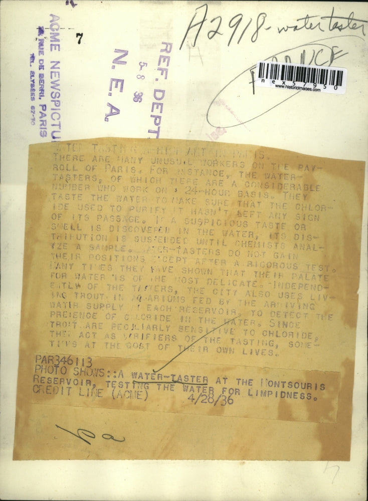 1936 Press Photo A water taster at Monysouris Reservoir