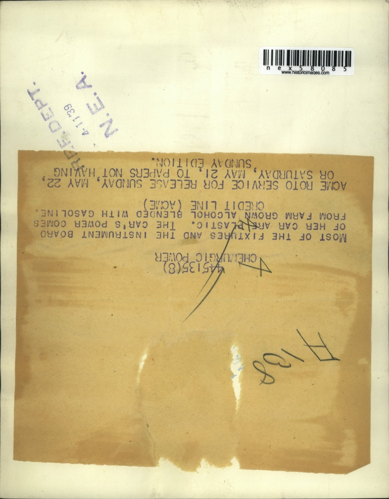 1939 Press Photo Instument panel of a car now made of plastics