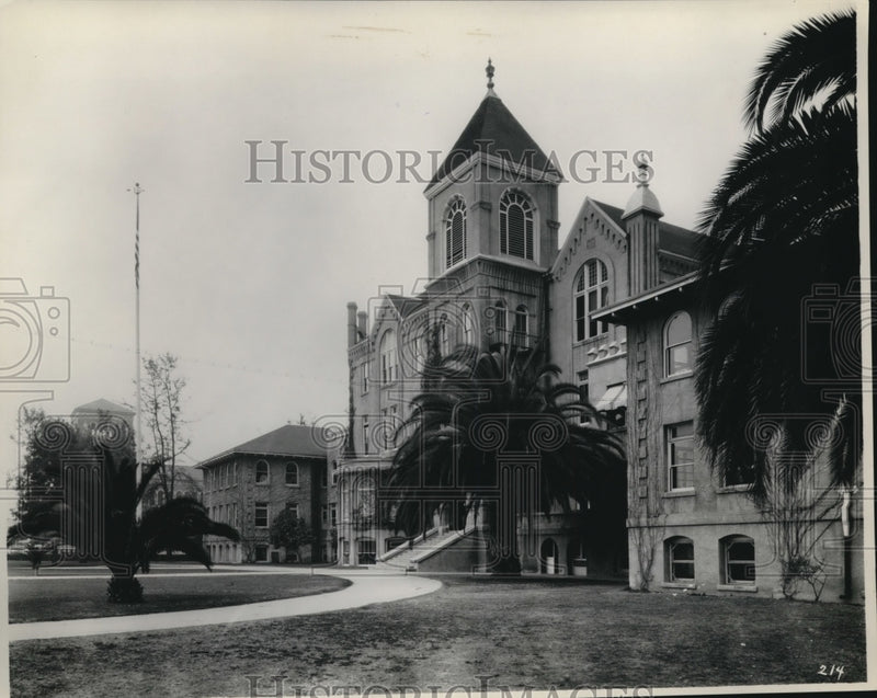 Load image into Gallery viewer, 1933 Press Photo Old College bldg at Univ of Southern Calif
