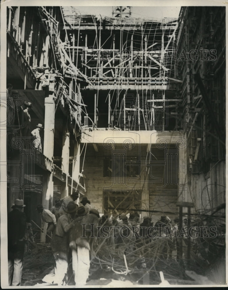 1931 Press Photo 30 Injured in U of C Crash