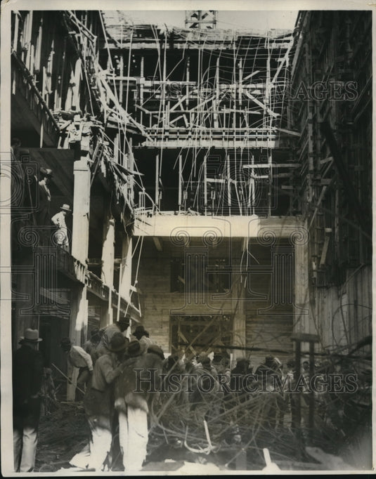 1931 Press Photo 30 Injured in U of C Crash