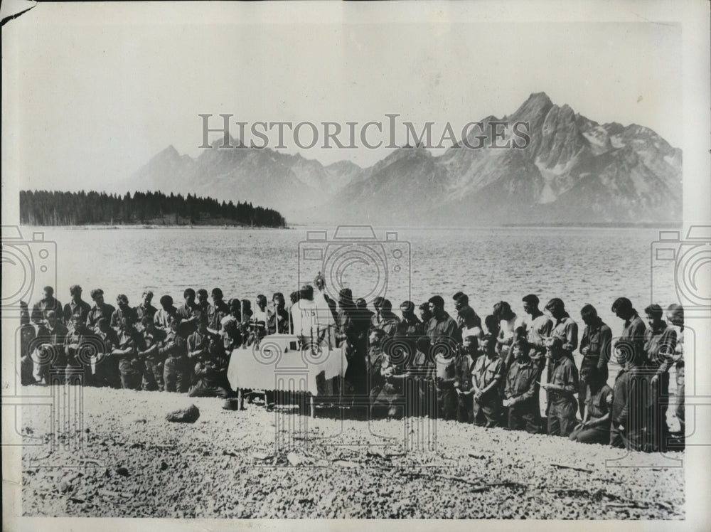 1933 Press Photo Civilian Forestry Army at JAckson Lake