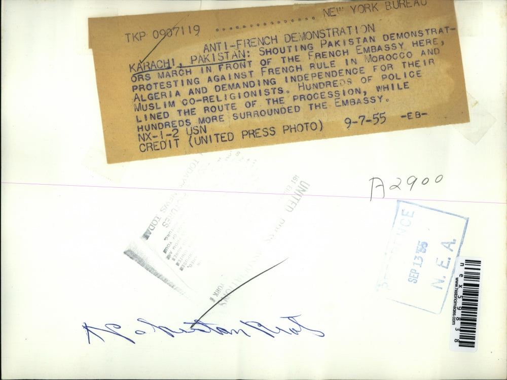 1955 Press Photo Anti-French Demonstration in Pakistan