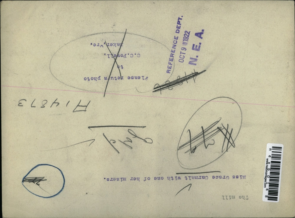 1922 Press Photo Grace Carmalt & one of her miners at a mine