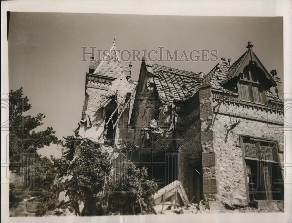 1940 Press Photo Chateau Wreckage in French Town after German Air Raids