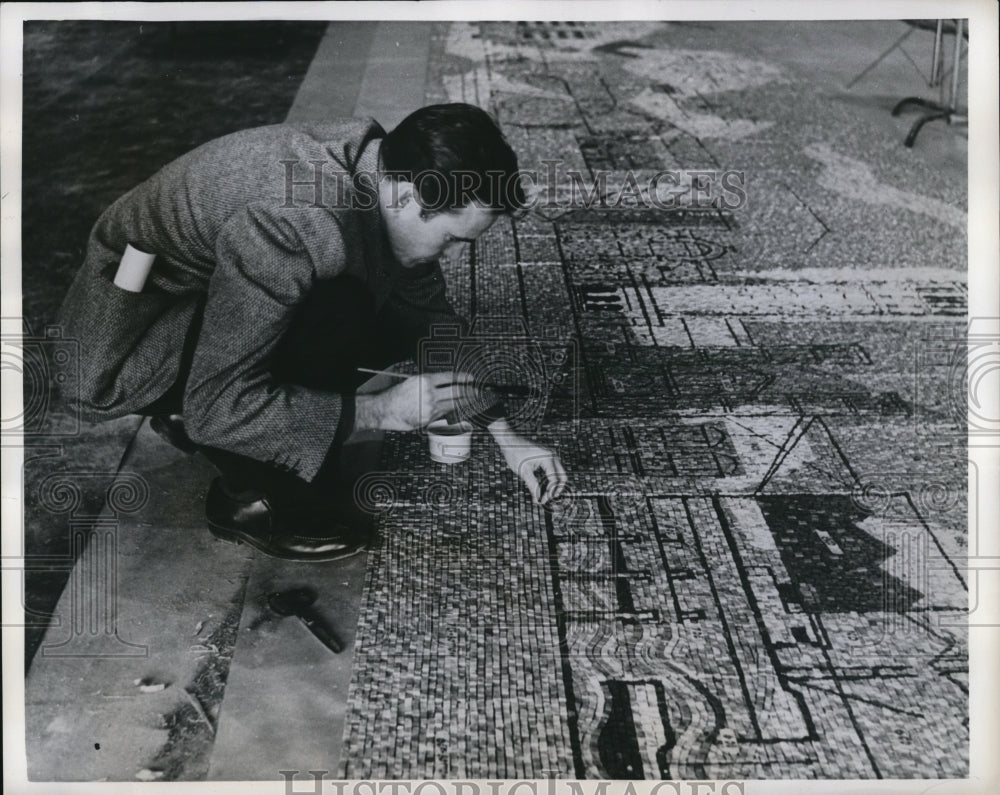 1955 Press Photo King-size Mosaic, from Young's Studio to the Police Building