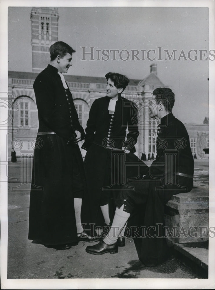 1953 Press Photo Horsham Sussex EnglandJames Patterson, Mike Marland, D Timms