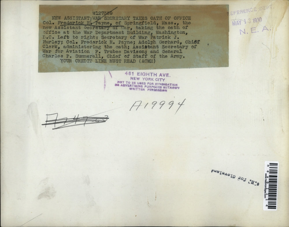 1930 Press Photo The New Asst. War Secretary takes oath of office