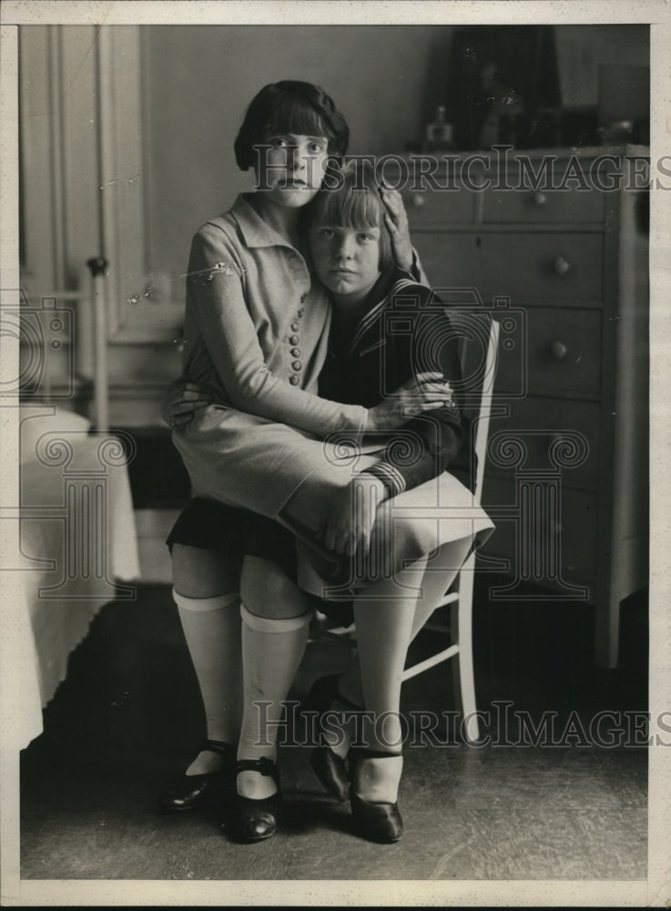 1926 Press Photo Child prodigy Ellen Elizabeth Benson & mom