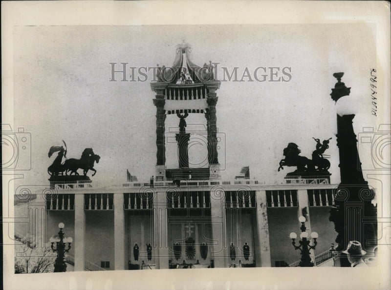 Load image into Gallery viewer, 1938 Press Photo Altar for World Eucharistic Congress, Budapest Hungary
