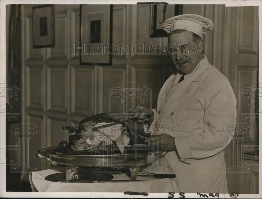 1937 Press Photo Charlie Brown - nex61734