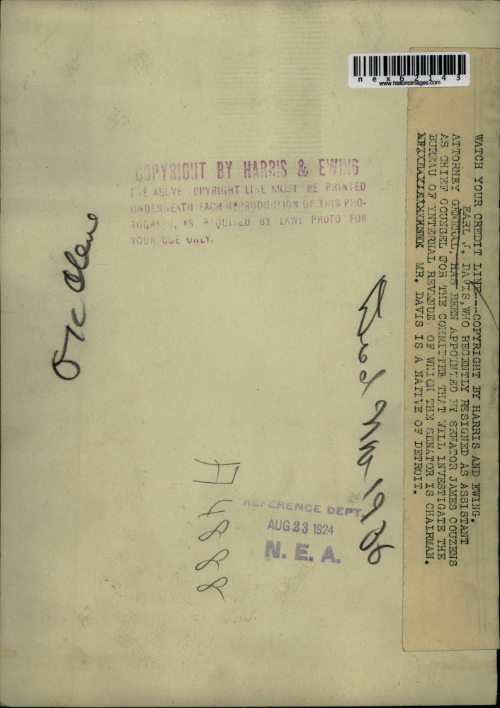 1924 Press Photo Earl J Davis Resigns as Assistant Attorney General