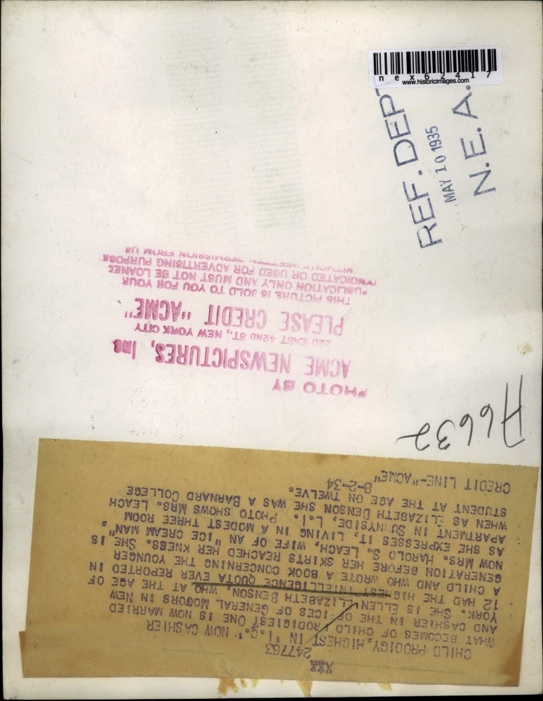 Load image into Gallery viewer, 1934 Press Photo Child Prodigy Ellen Elizabeth Benson at Barnard College
