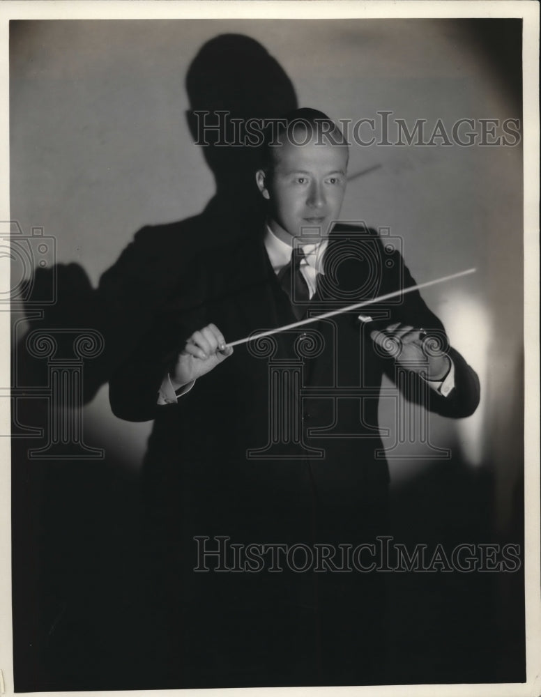 1932 Press Photo Lloyd Shaffer, Orchestra Conductor
