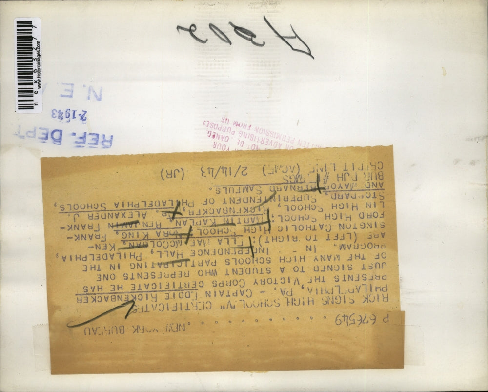 1943 Press Photo Eddie Rickenbacker Gives Victory Corps Certificates to Students