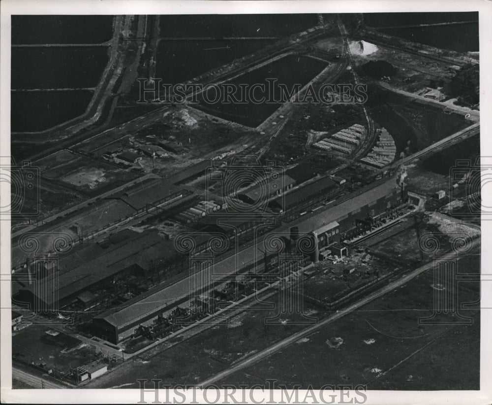 1956 Press Photo Longhorn Tin smelter at Texas City Texas