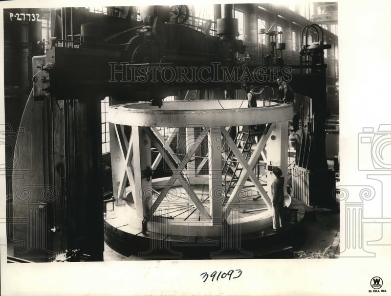 Load image into Gallery viewer, 1937 Press Photo 200-Inch Telescope Assembly at Westinghouse Electric Company
