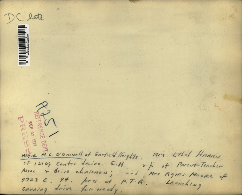 1932 Press Photo Garfield Heights mayo ML O'Donnell, Mrs Harris,Mrs Moore