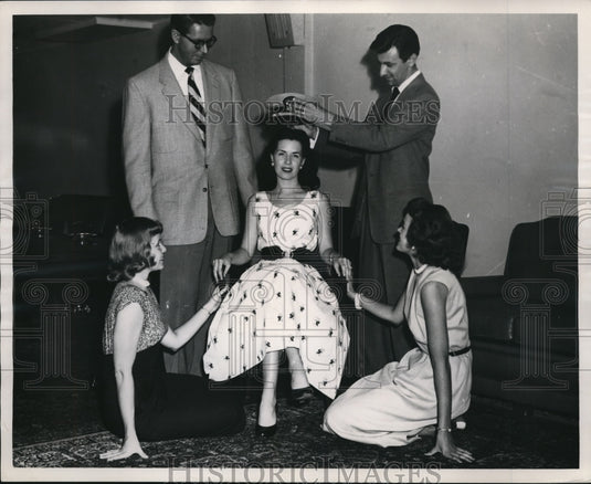 1952 Press Photo Mrs Jackie Guinta, singer Alan Dean, Bill Randle Miss Field Br