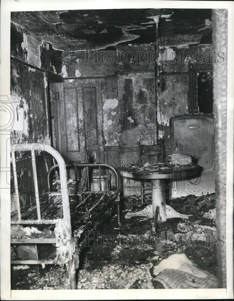 1941 Press Photo Twelve die in frame house fire