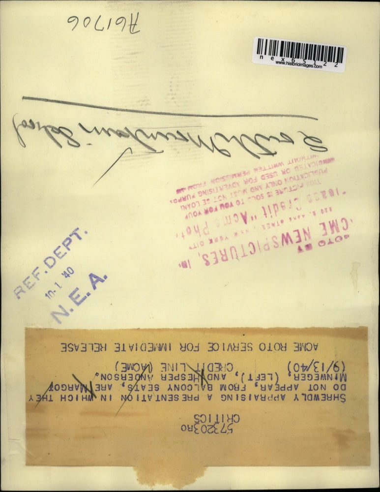 1940 Press Photo L-R Margot Minweger & Hesper Anderson of South Mountain School