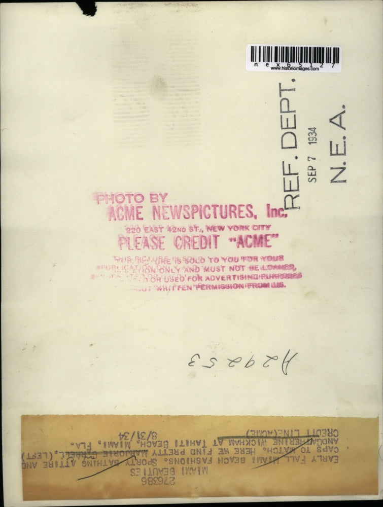 1934 Press Photo L-R Marjorie Carrell & Catherine Wickham,Tahiti Beach,Miami Fla