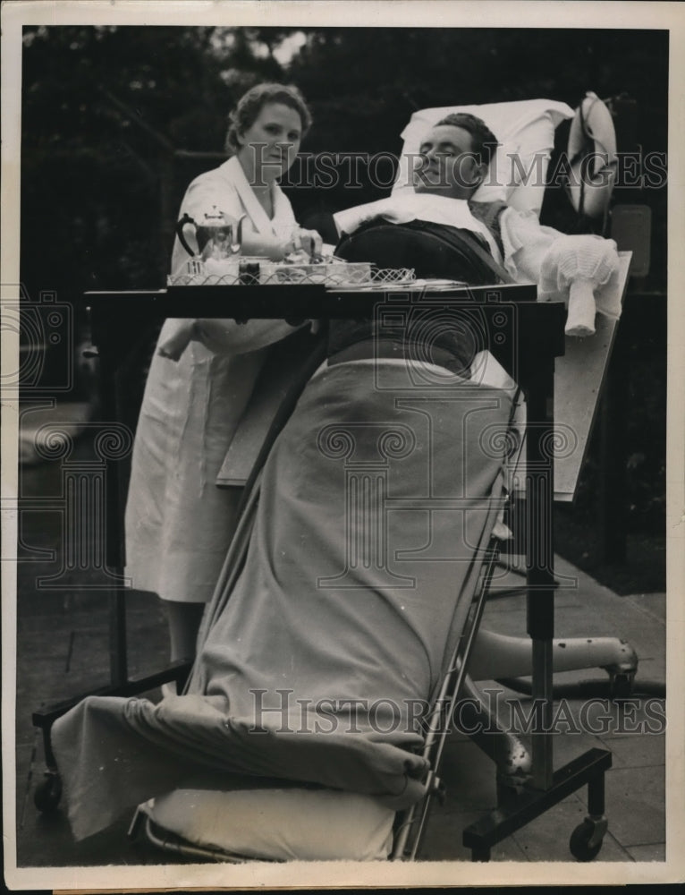 1938 Press Photo Chicago Frederick Snite Jr with infantile paraylsis