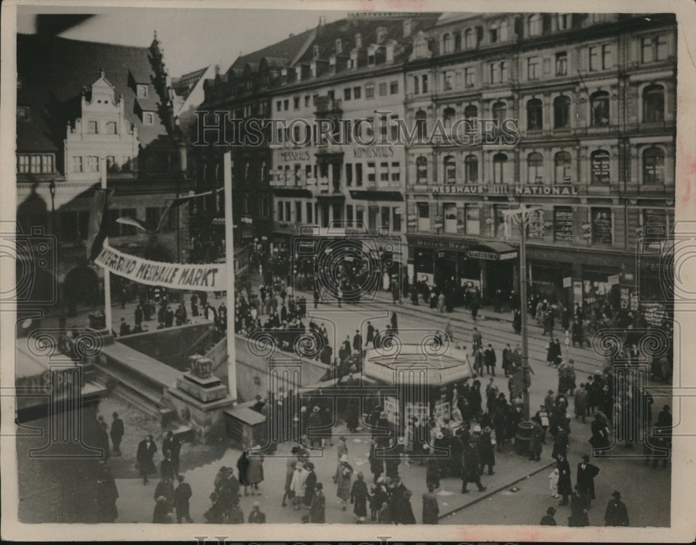 1927 Press Photo Spring Fair 1927, Old Market Place of Leipzig