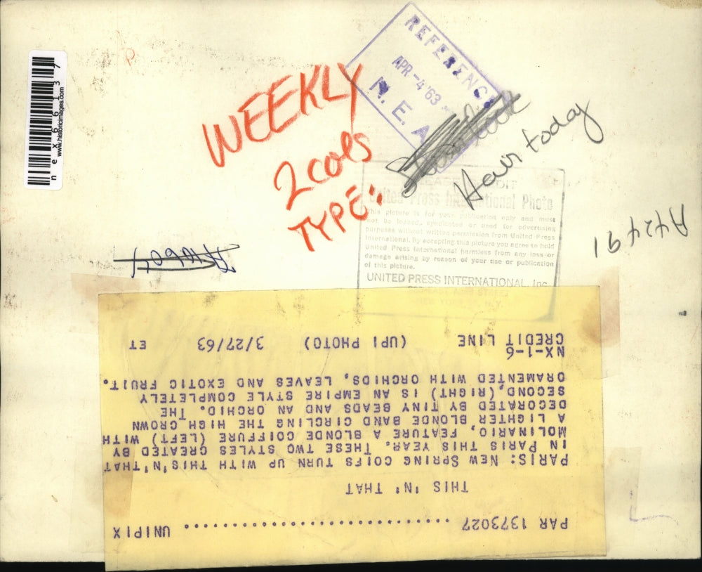 1963 Press Photo Paris France, spring coifs by Molinario