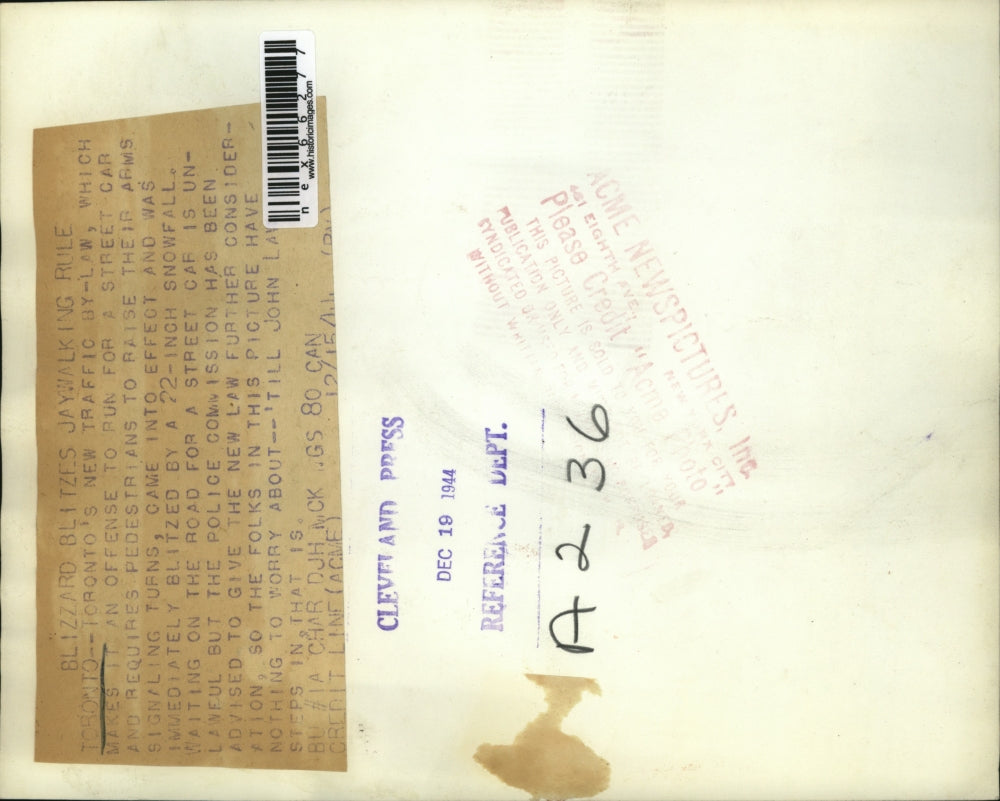 1944 Press Photo Toronto's new Traffic by-law